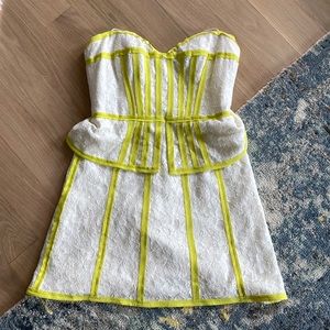 BCBG MAX AZRIA White Kellyn lace strapless dress with contrast trim